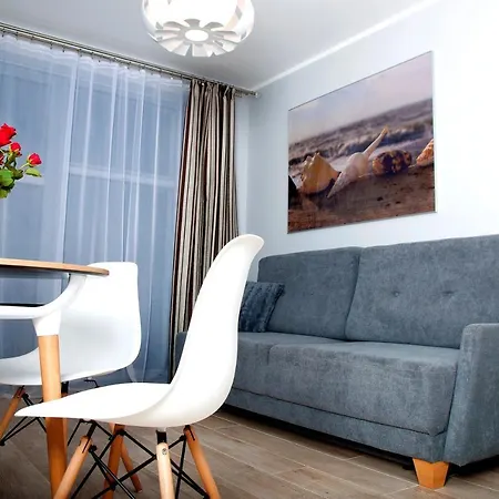 Ikar - 2 Pokojowy Przy Morzu Z Balkonem Apartmán Pobierowo