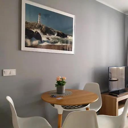Ikar - 2 Pokojowy Przy Morzu Z Balkonem Apartmán Pobierowo